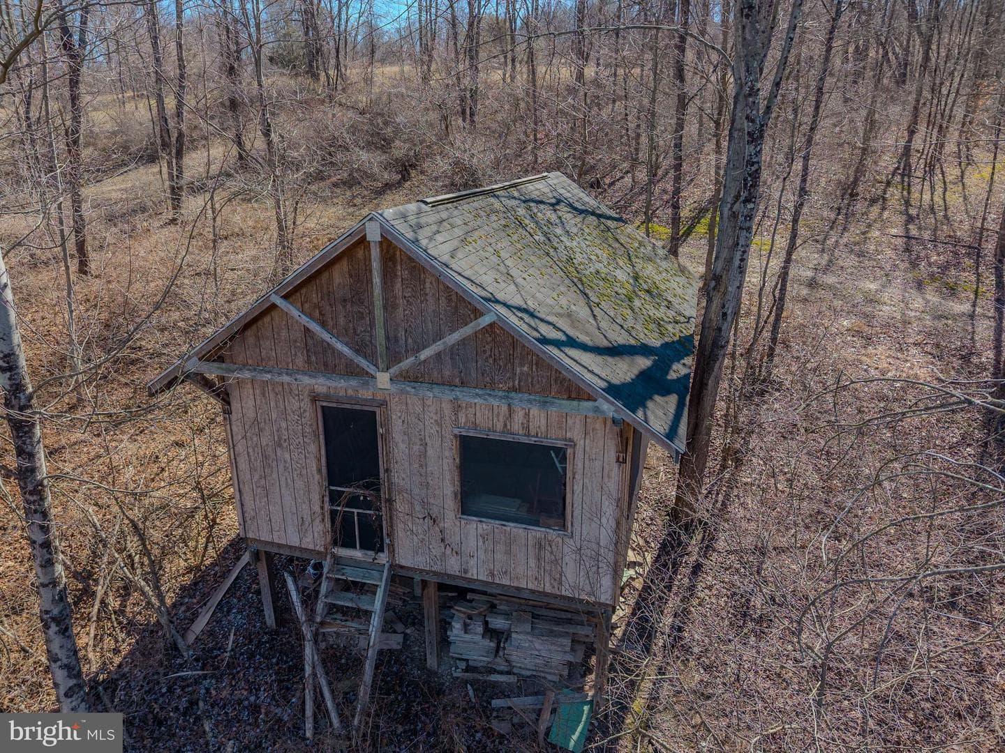 651 Robinson Road photo 82