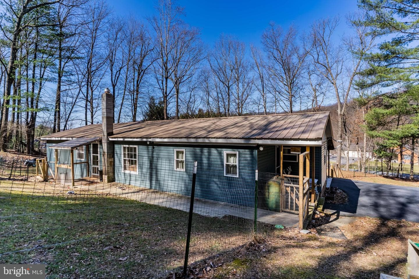 295 Greenbriar Road photo 25