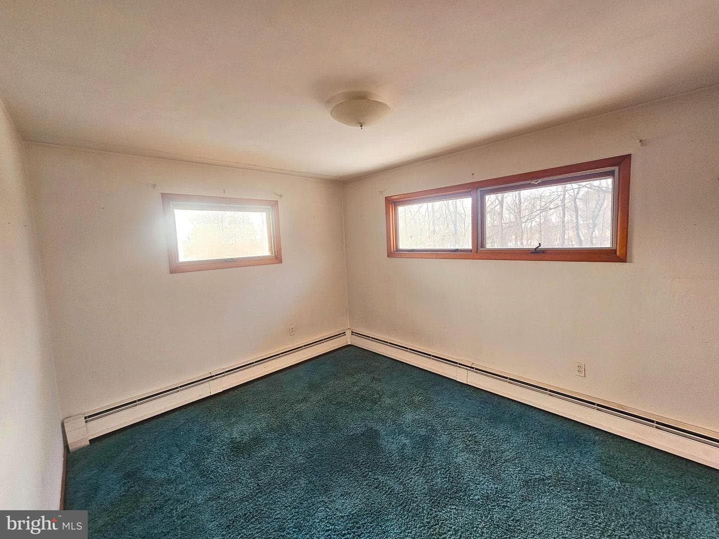 26 Eisenhower Boulevard photo 5