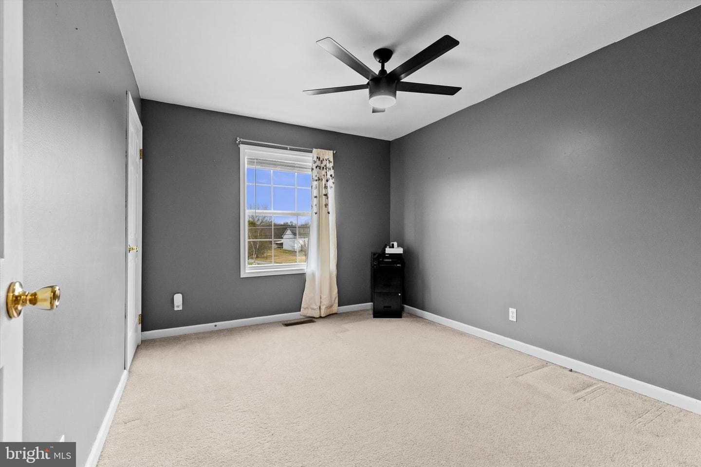 635 Newport Road photo 18
