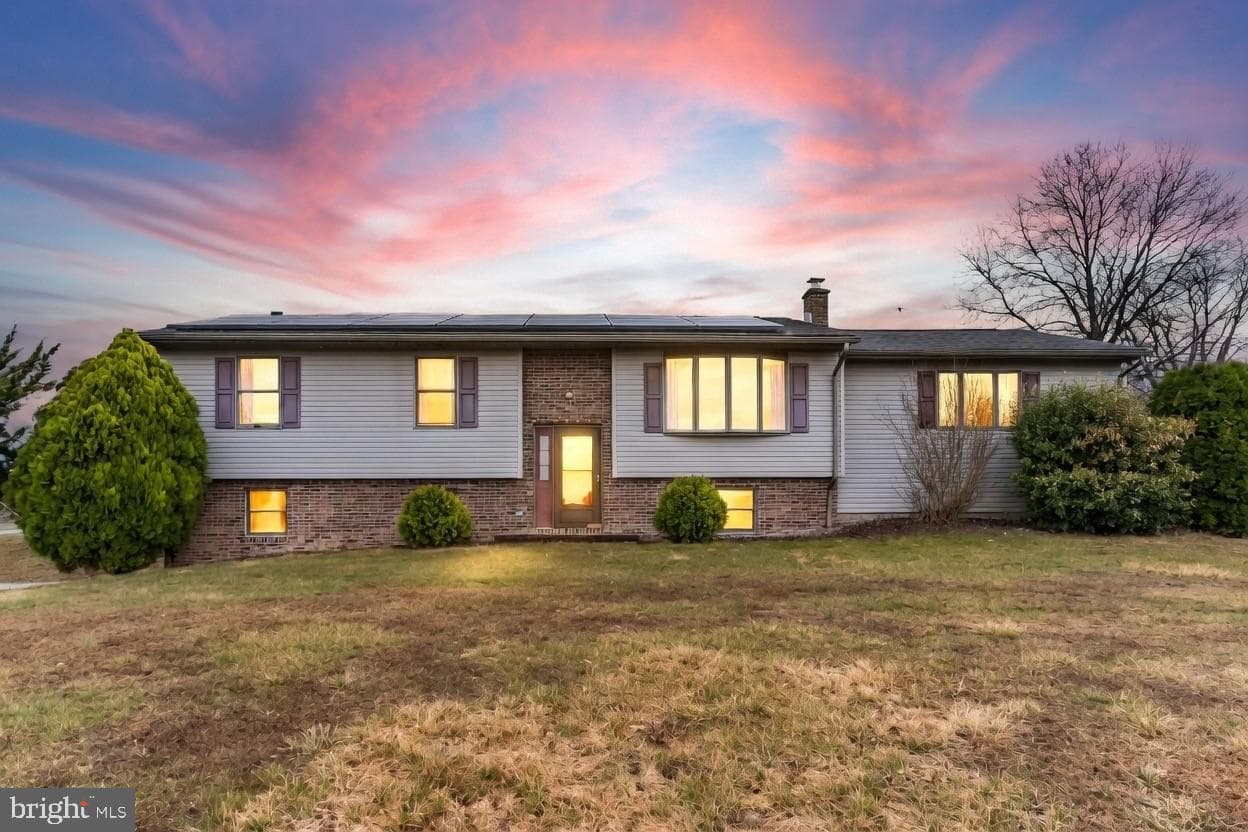 48 Red Hill Road photo 1