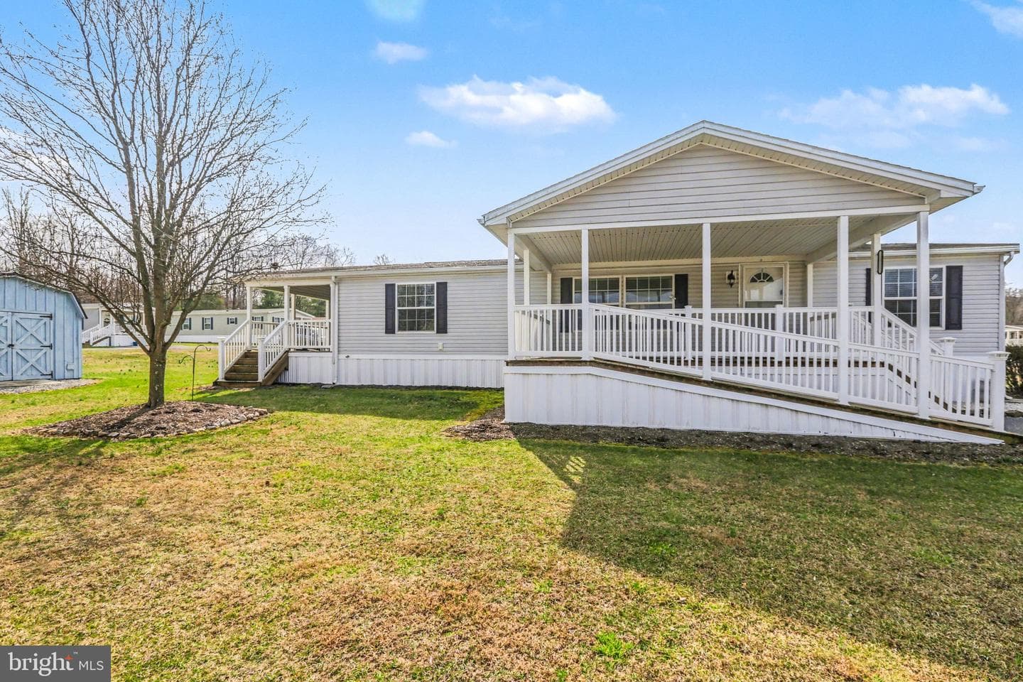 71 Meadowview Drive photo 3