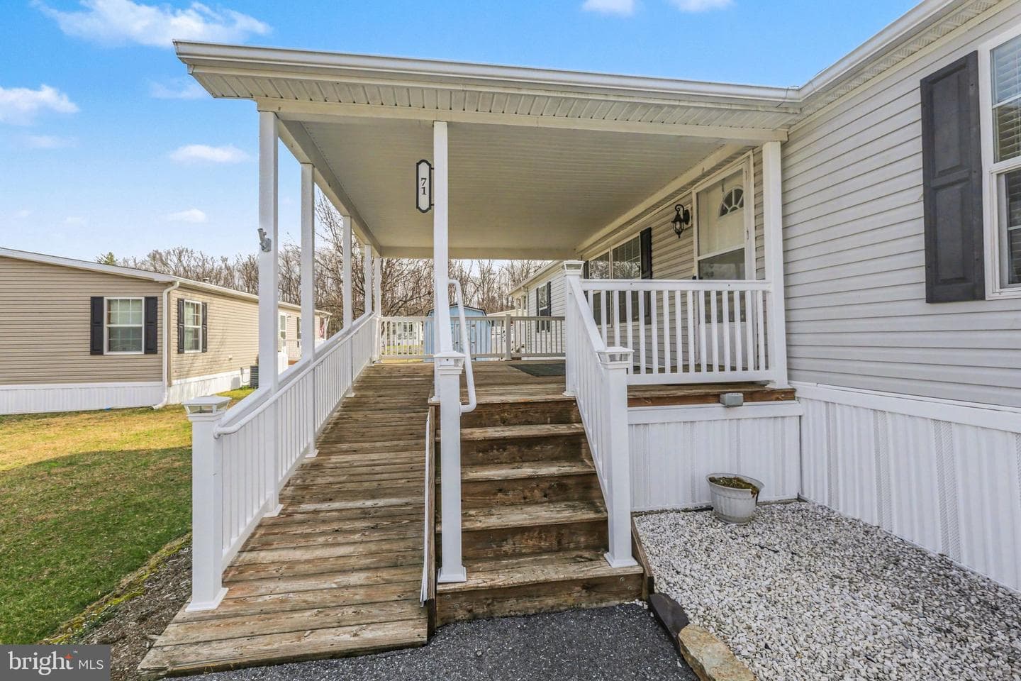 71 Meadowview Drive photo 6