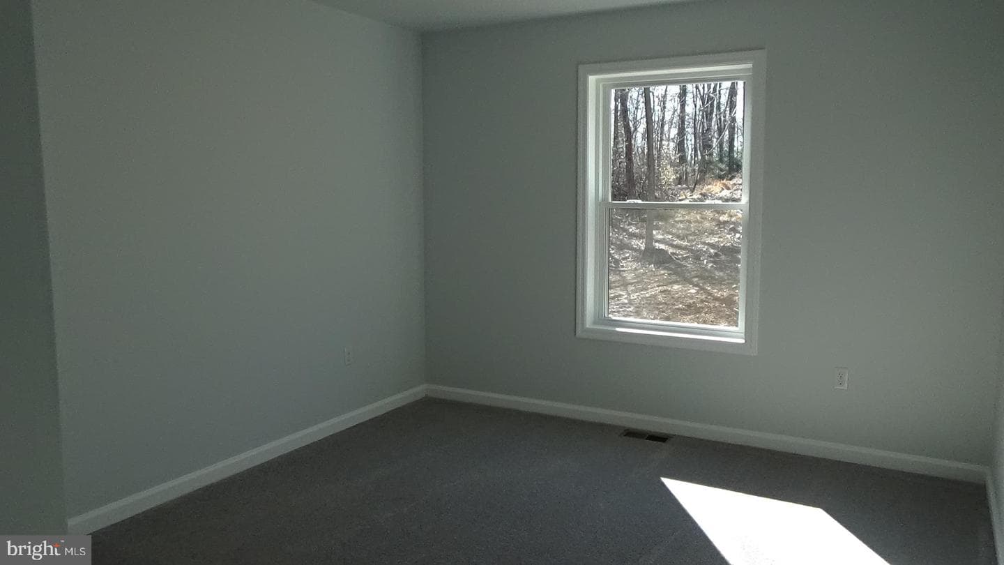 52 Hickory Ridge photo 10
