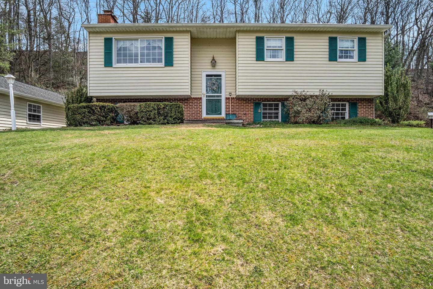 155 Greenbriar Road photo 1