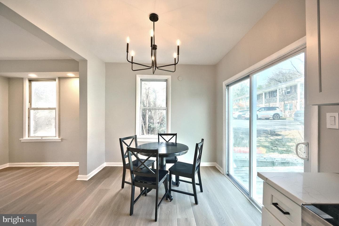433 Valley Street photo 20