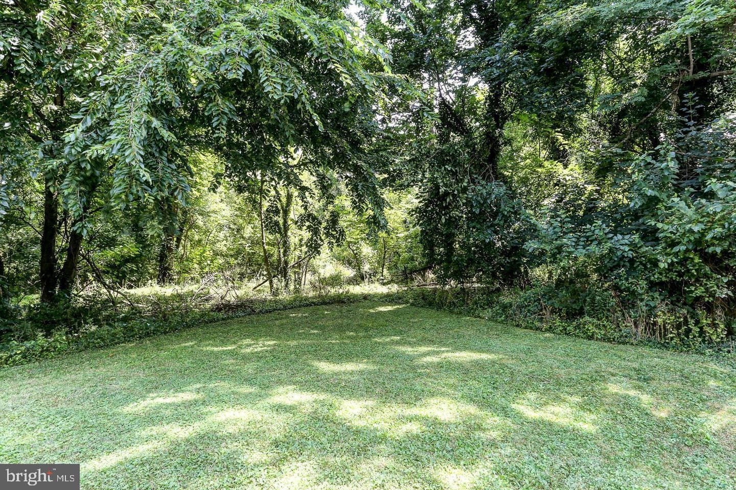 30 Petersburg Lane photo 7