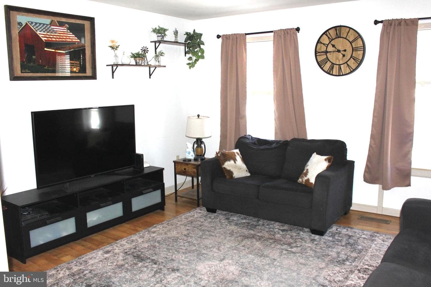 30 Petersburg Lane photo 8