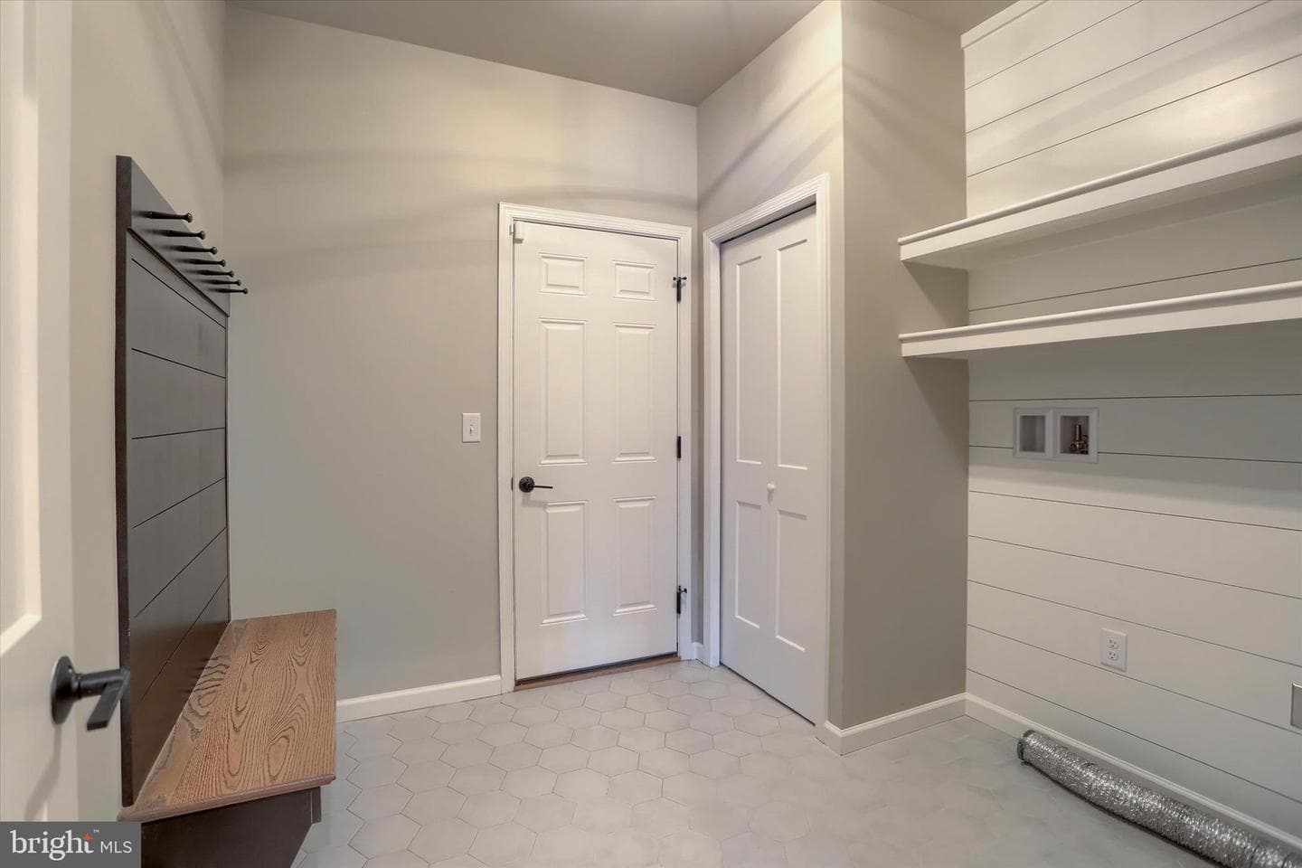 207 Rockville Blvd photo 30