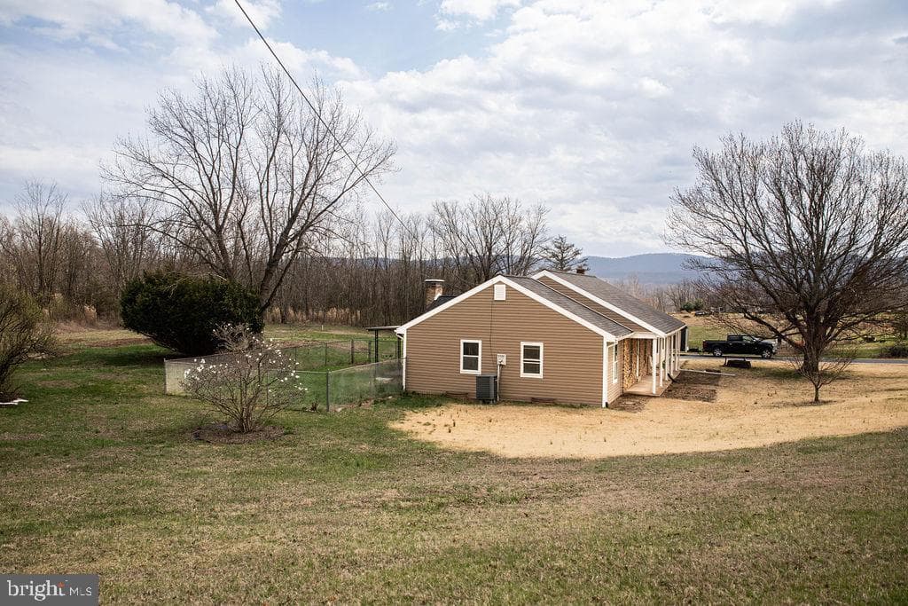 245 Windy Hill Road photo 12