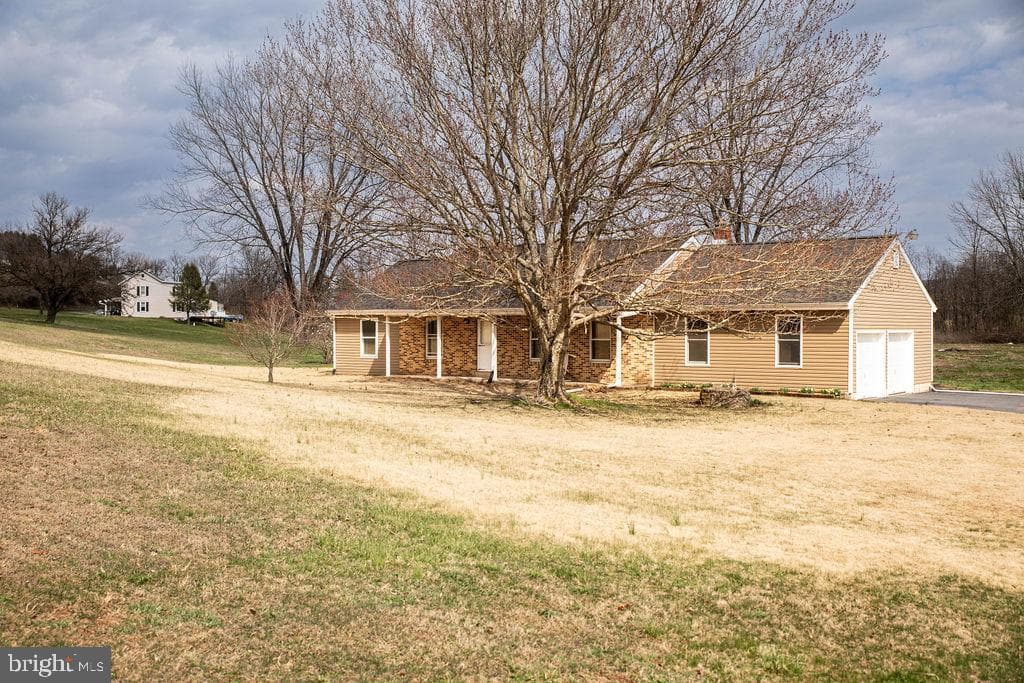 245 Windy Hill Road photo 3