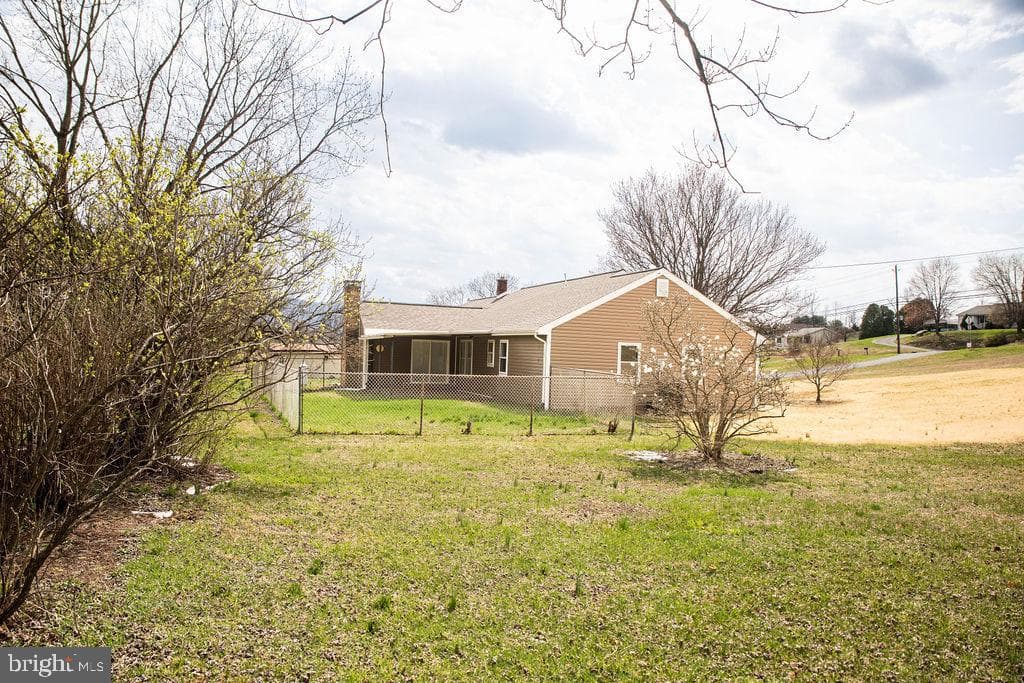 245 Windy Hill Road photo 9