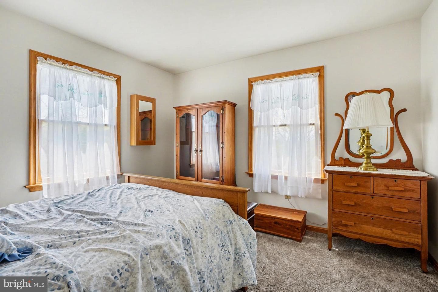 2755 Valley Road photo 18