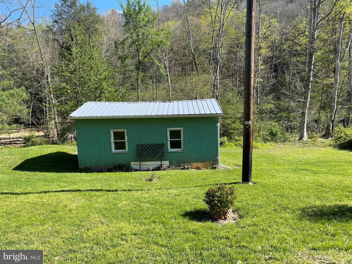 4217 Sugar Run Road photo 18