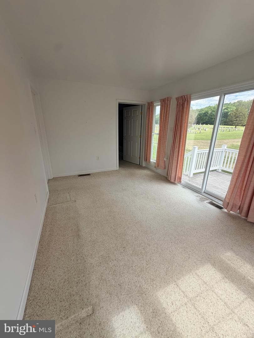 227 Patio Court photo 19