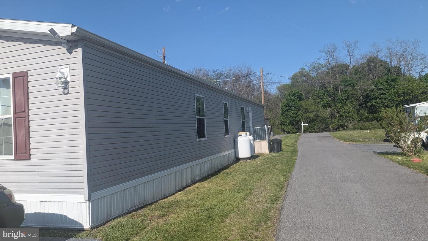 870 Pintail Drive photo 5