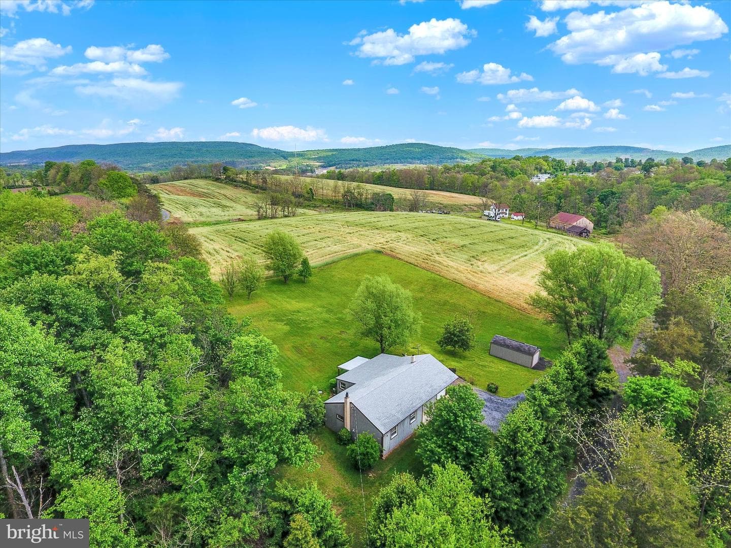 695 Windy Hill Road photo 33