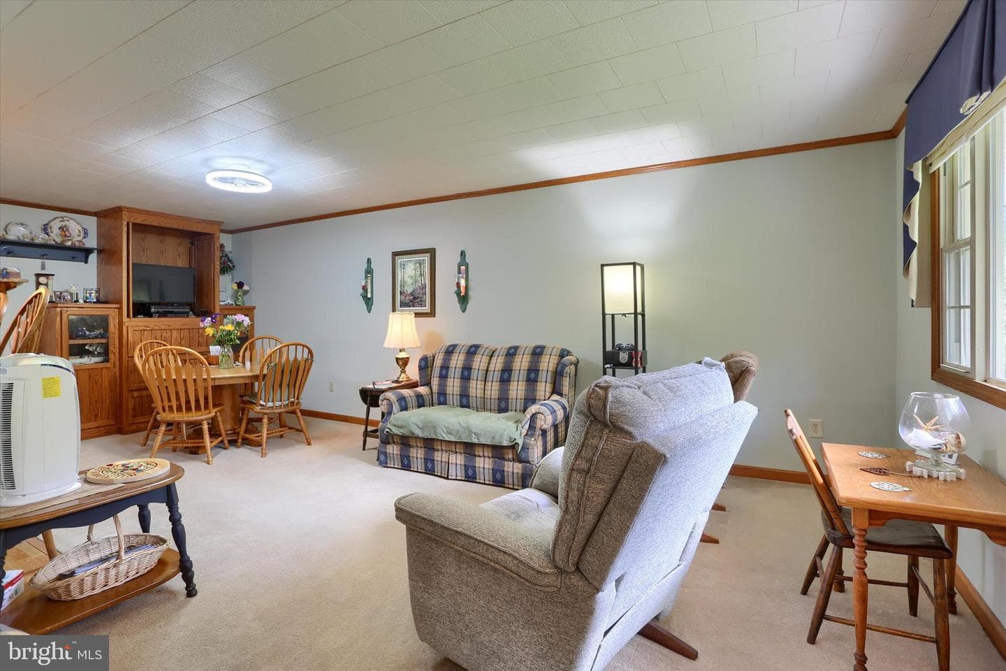 695 Windy Hill Road photo 4