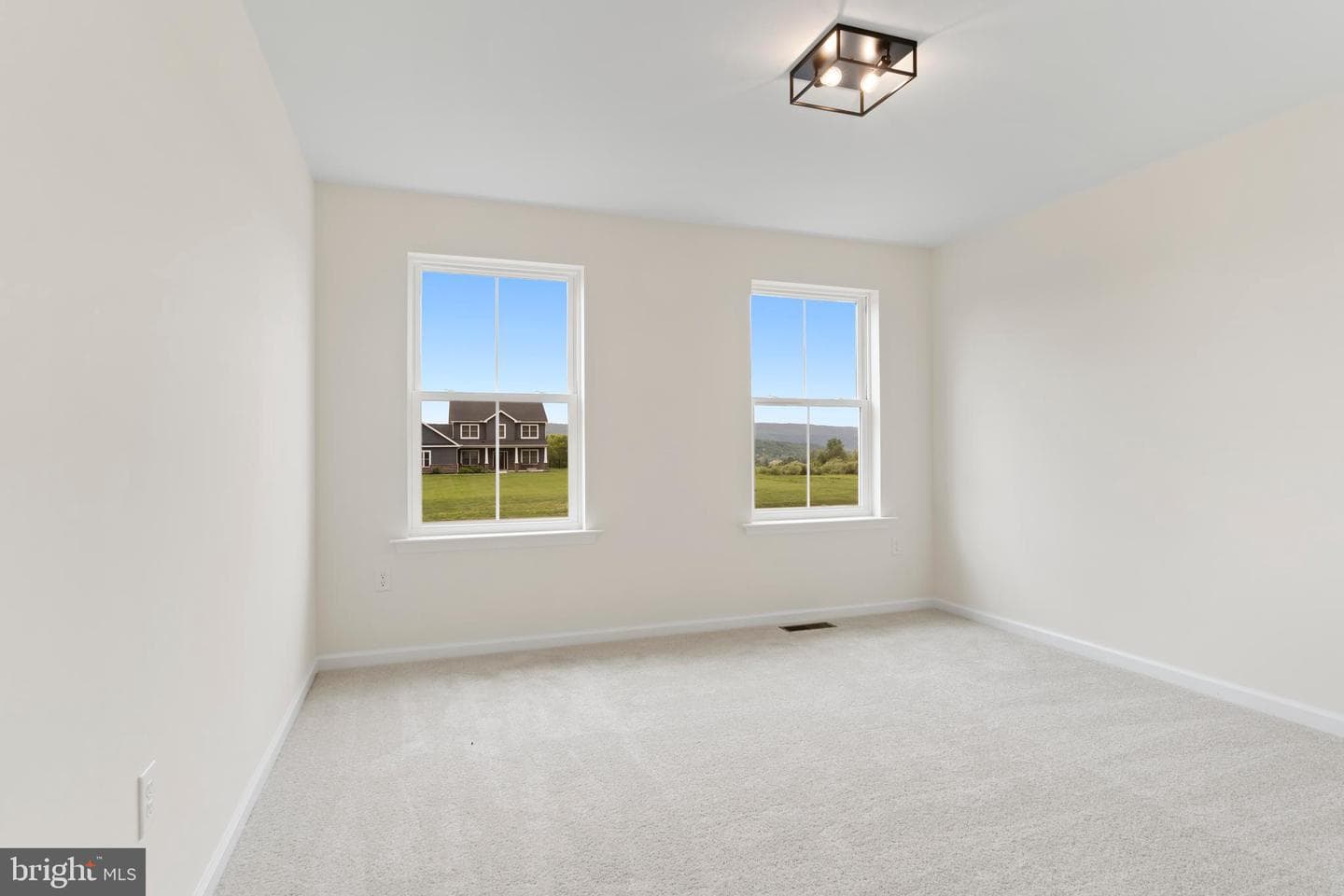 56 Pinetree Drive photo 26
