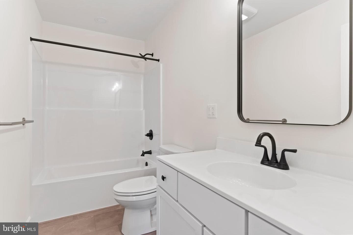 56 Pinetree Drive photo 34