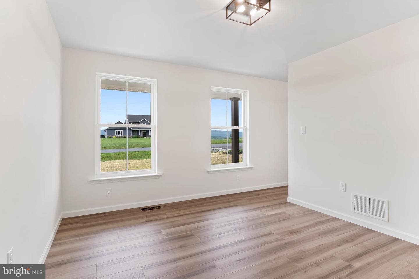 56 Pinetree Drive photo 41