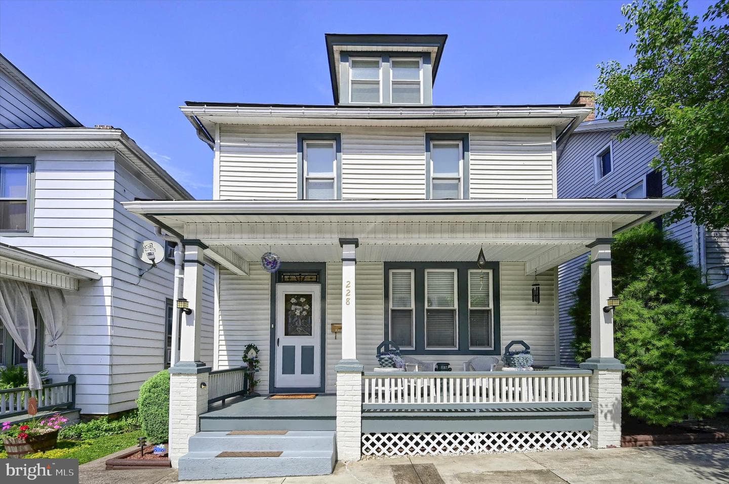 228 N 5th Street