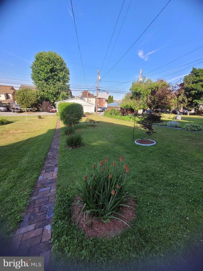 228 N 5th Street photo 10