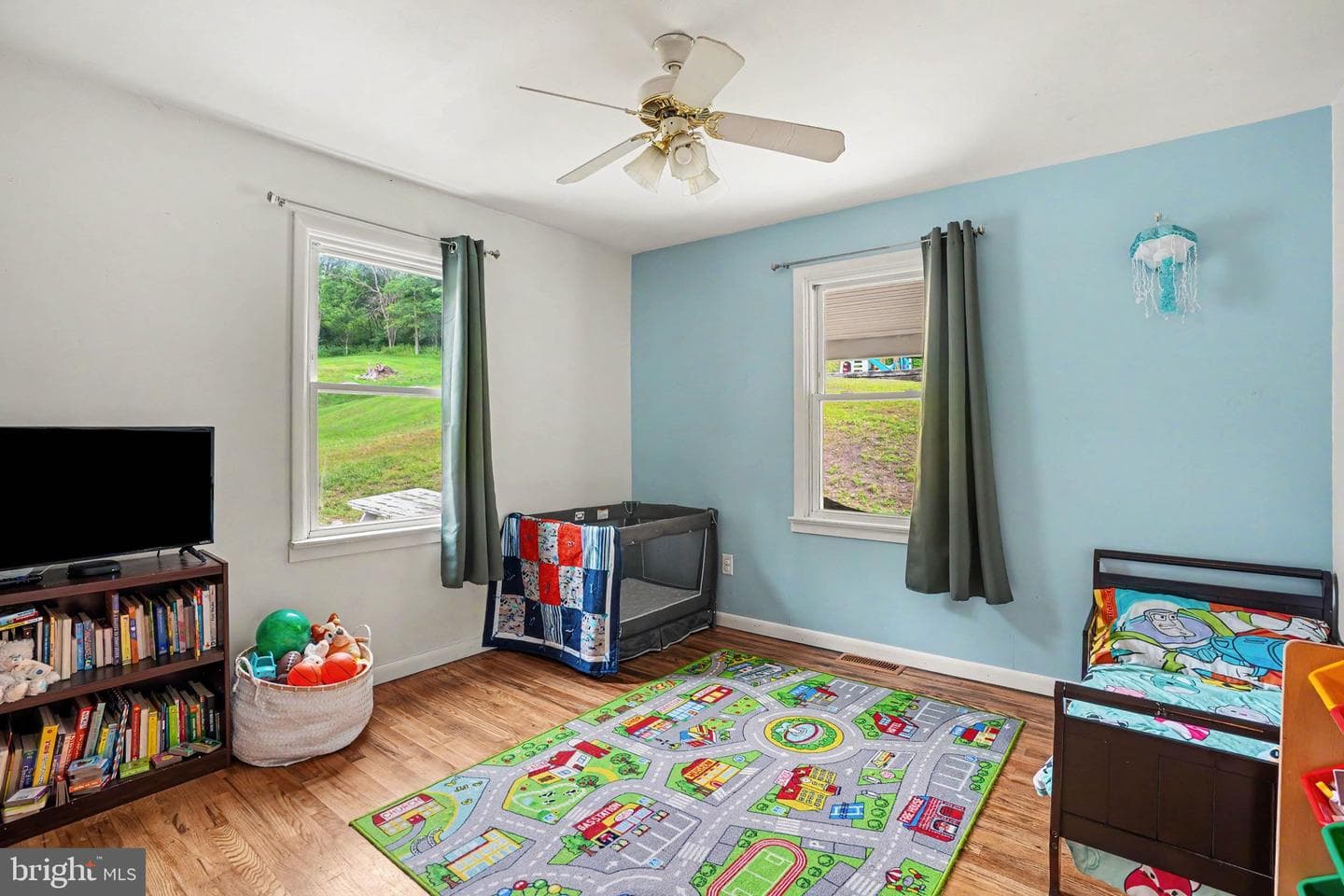 64 N Market Street photo 16