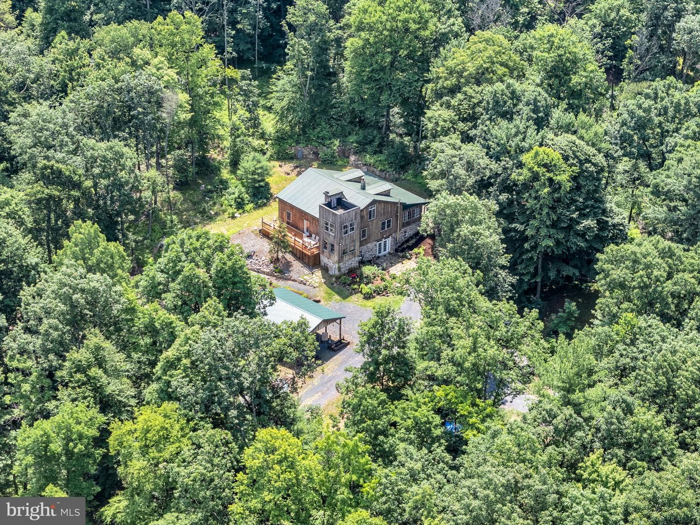 121 Ravine Ln, Newport