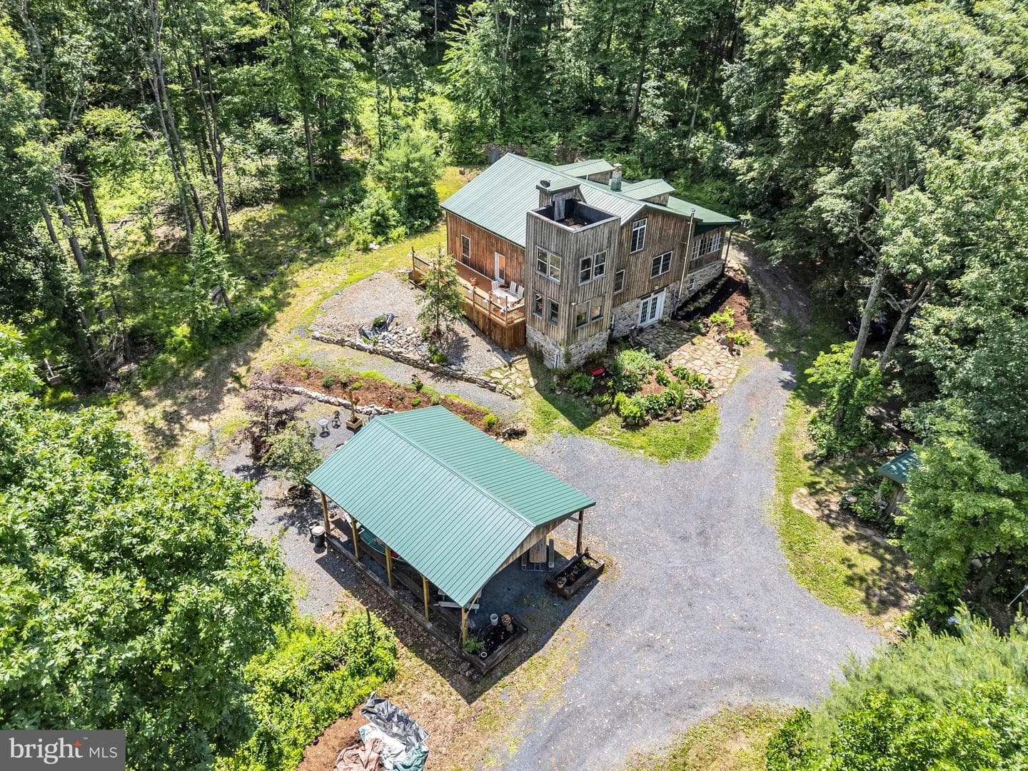 121 Ravine Ln, Newport