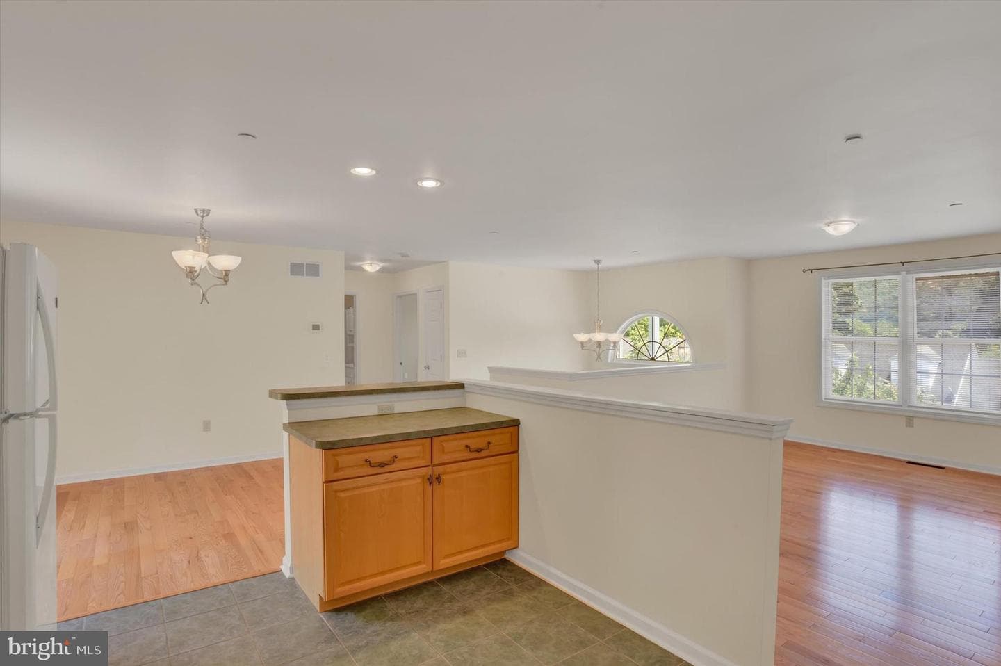 1203 Lincoln Street photo 10