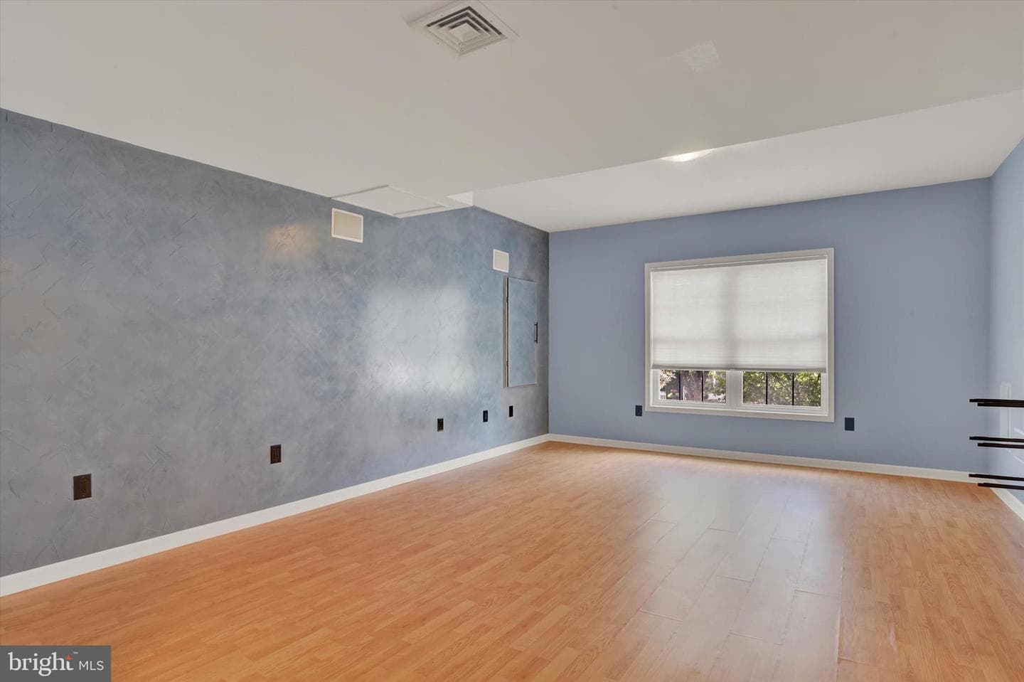 1203 Lincoln Street photo 20