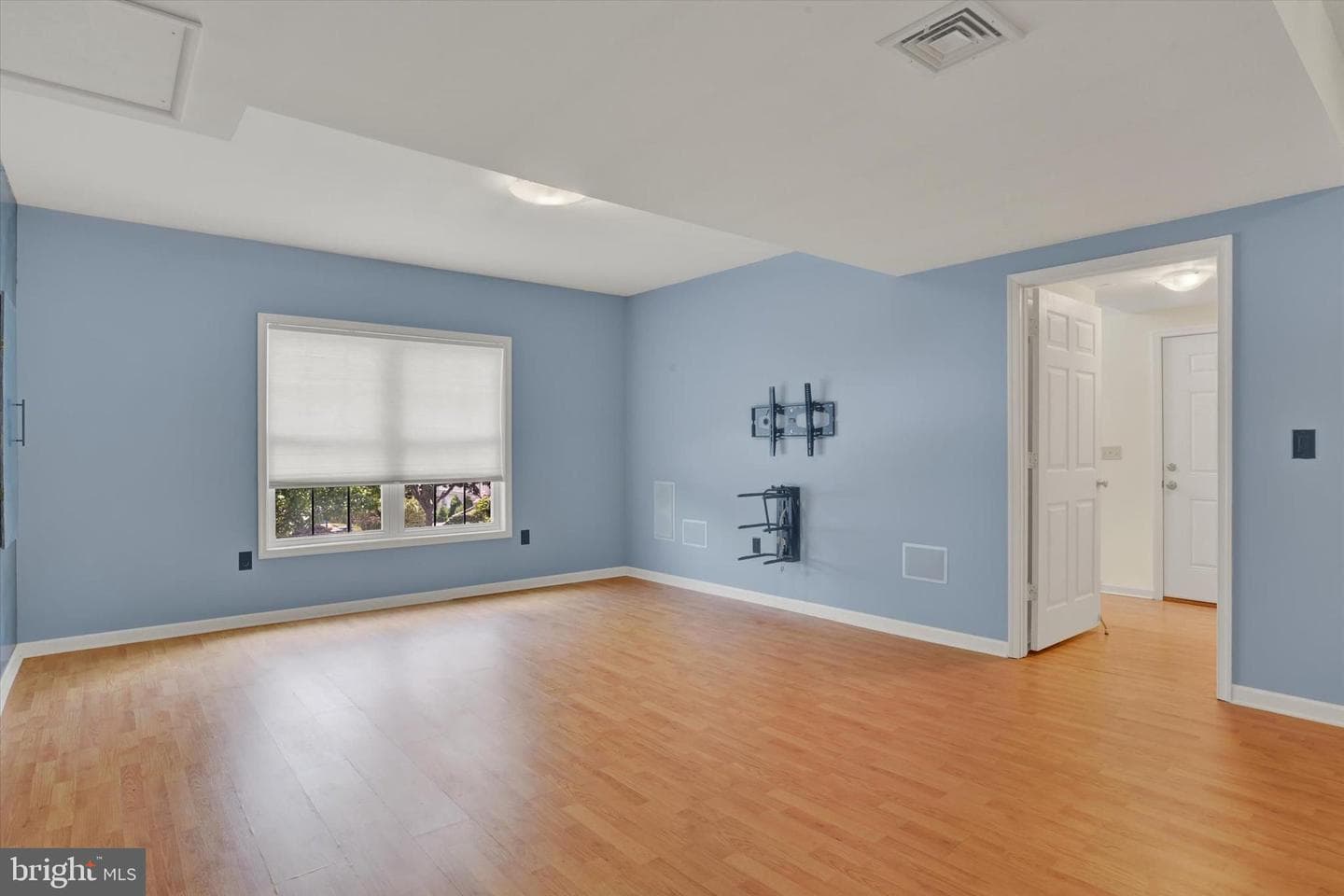 1203 Lincoln Street photo 22