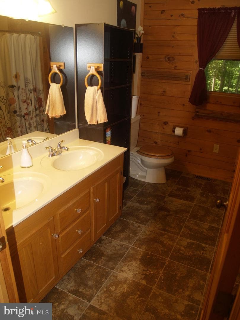 94 Basin Hill Road photo 14