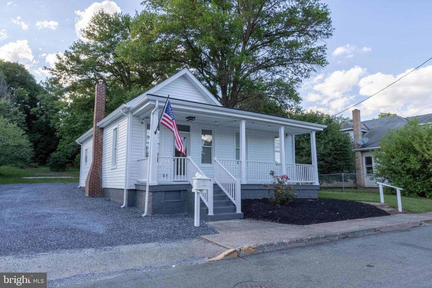 1103 N High Street, Duncannon