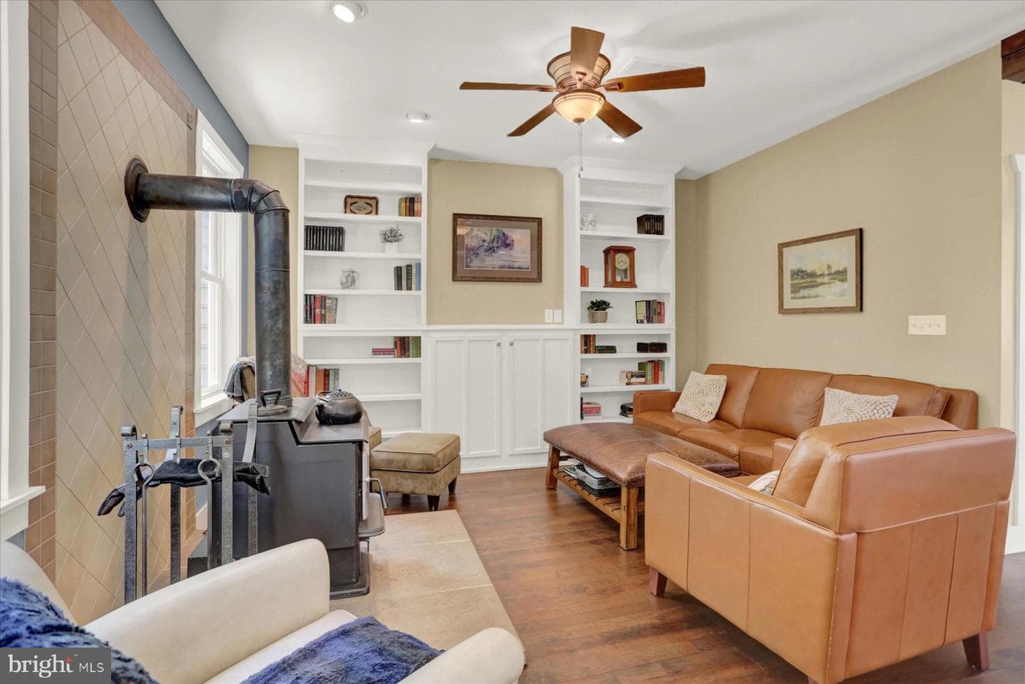 93 Franklin Court photo 16