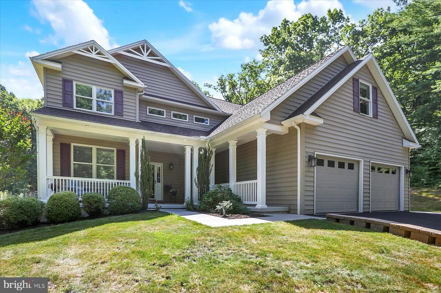 93 Franklin Court photo 3