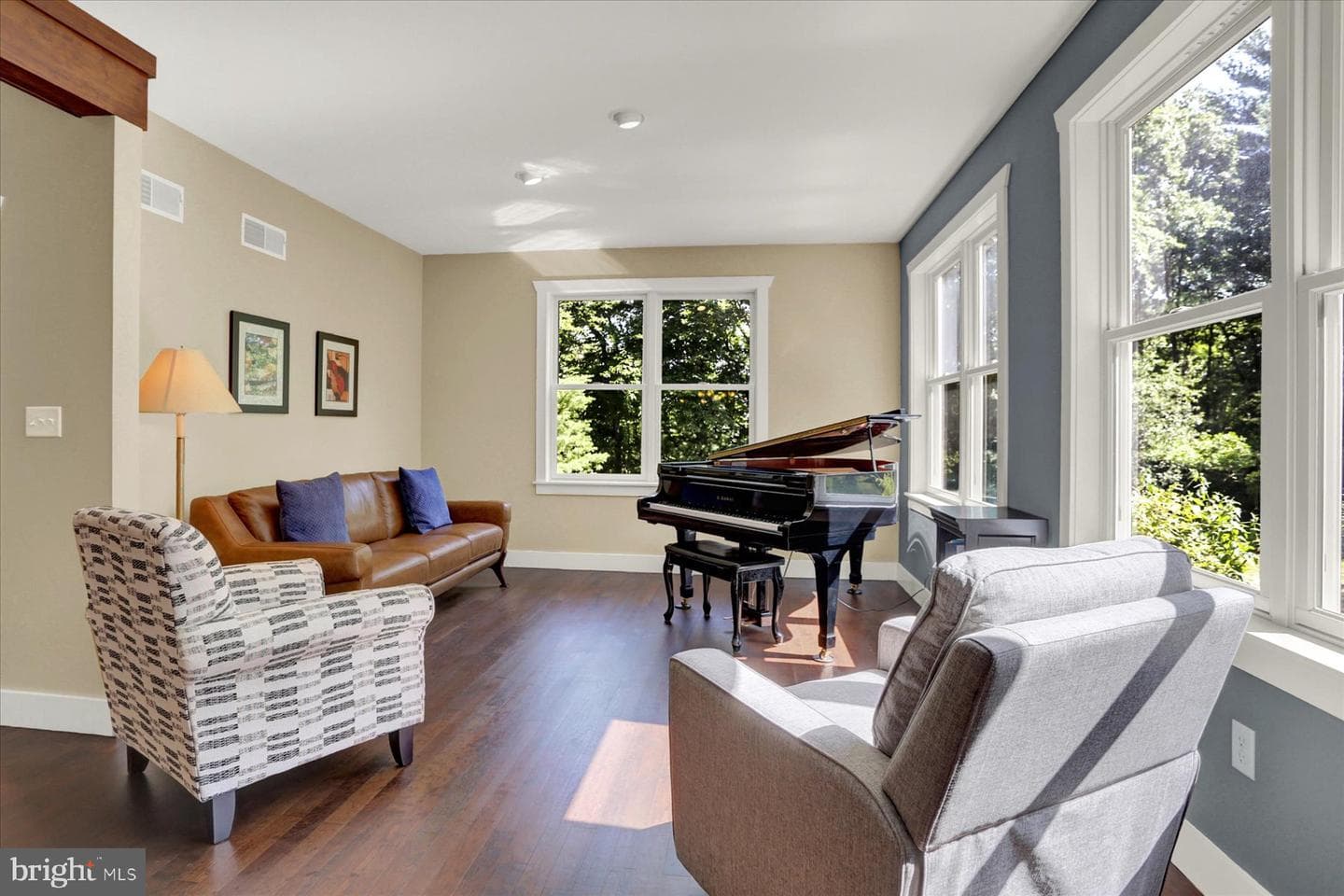 93 Franklin Court photo 7