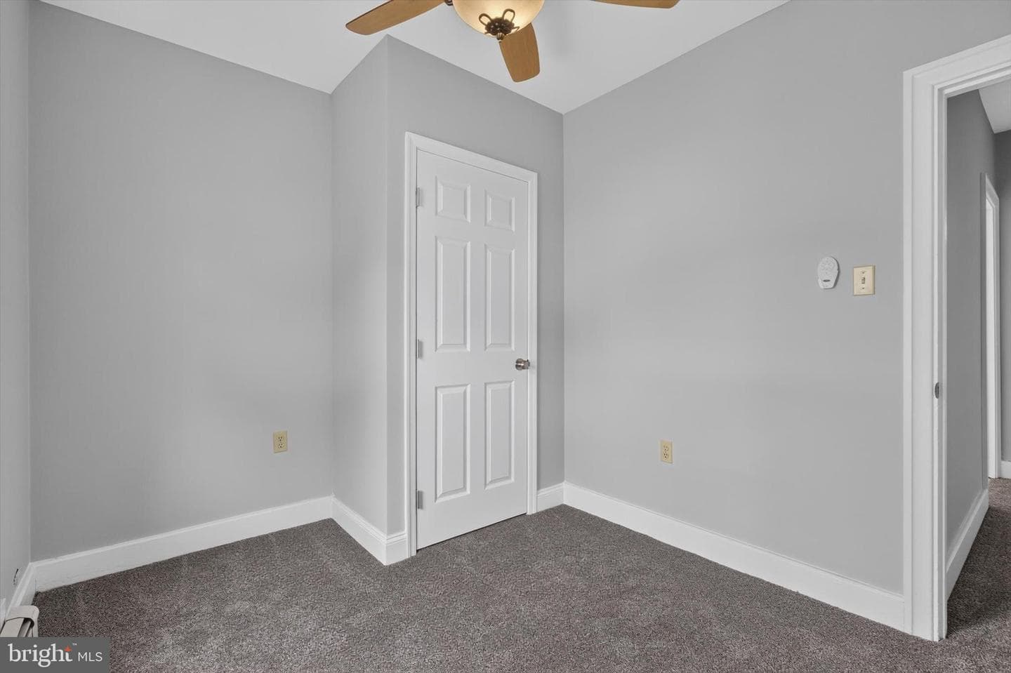 922 N High Street photo 16