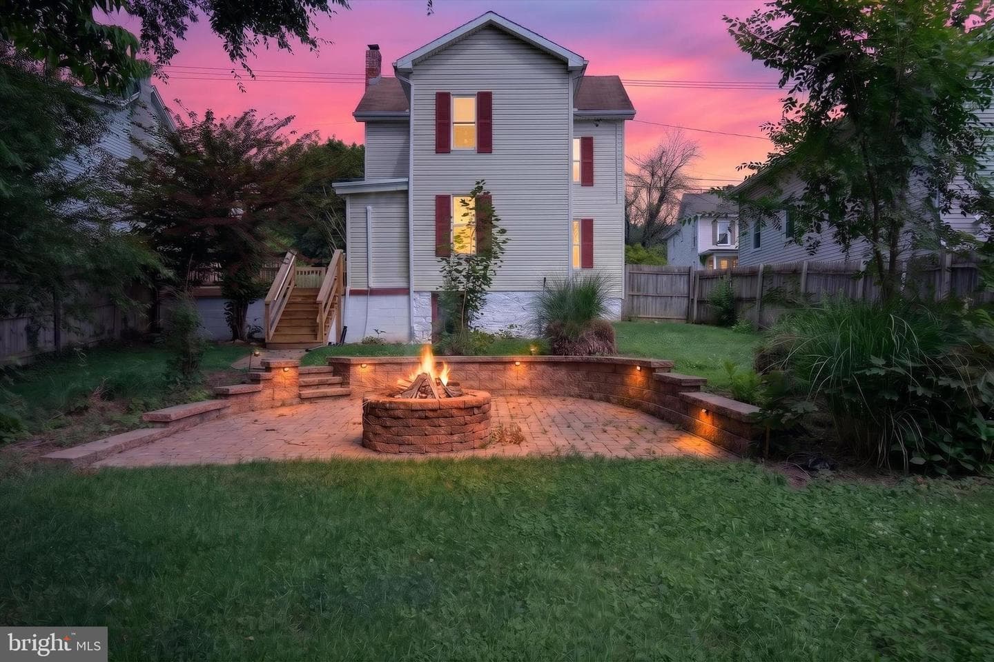 922 N High Street photo 27