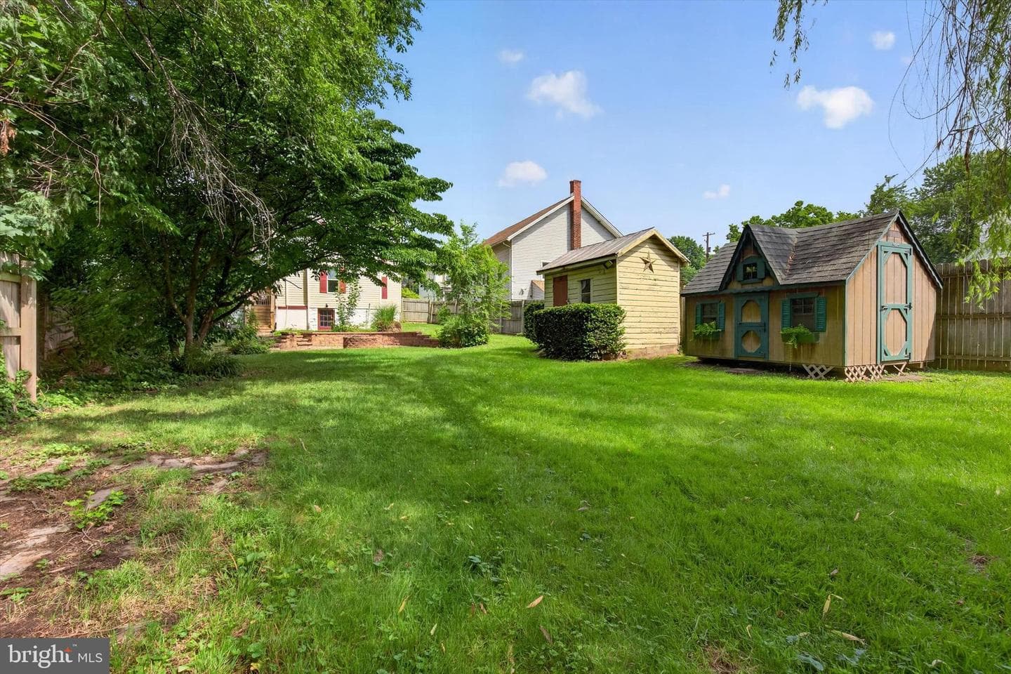 922 N High Street photo 30