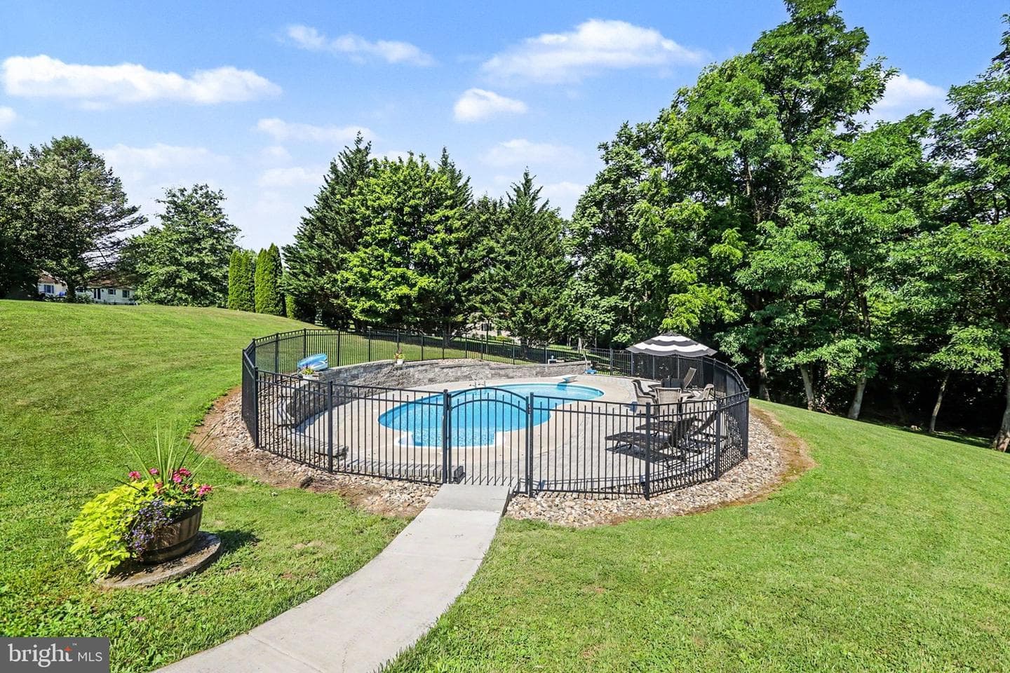 312 Barley Drive photo 4