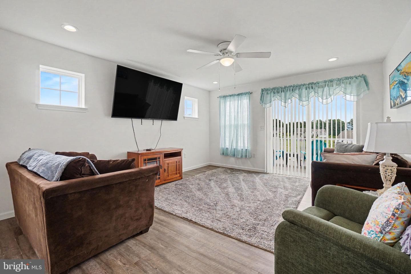 109 Weston Circle photo 6