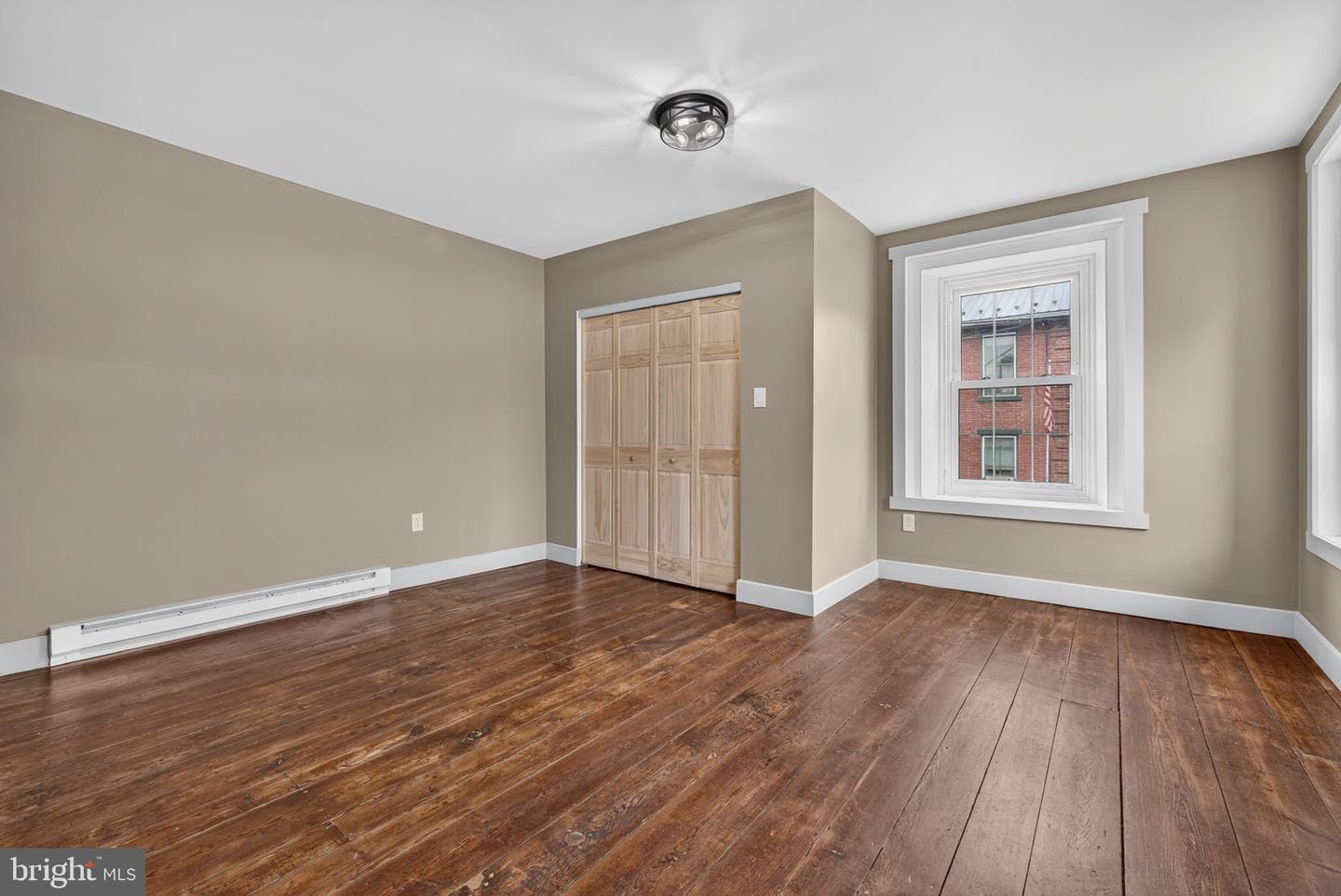 41 N Market Street photo 27
