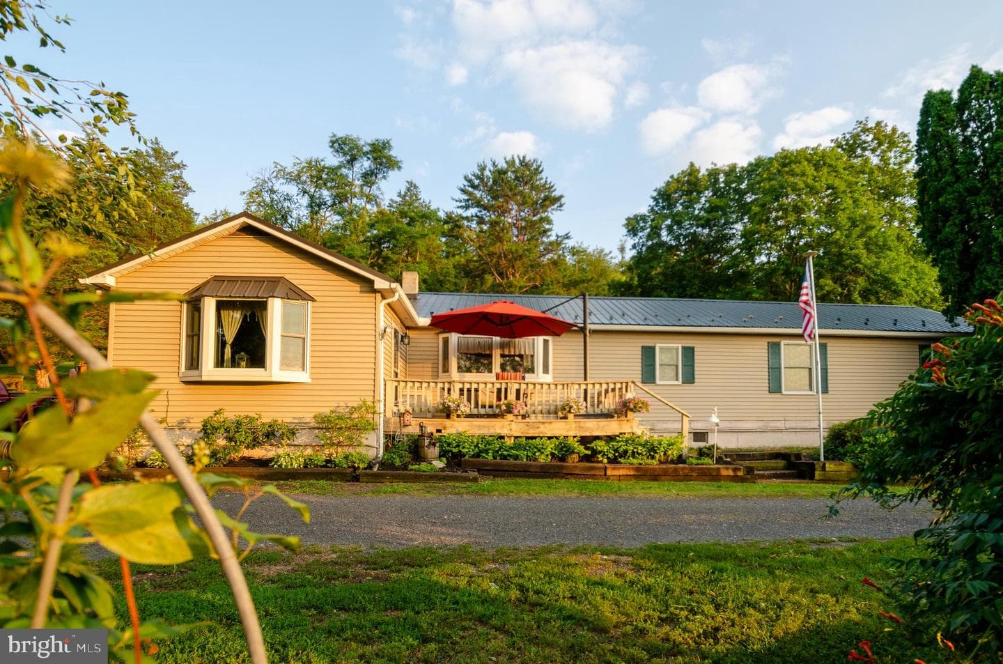 8 Hill Side Drive, Landisburg
