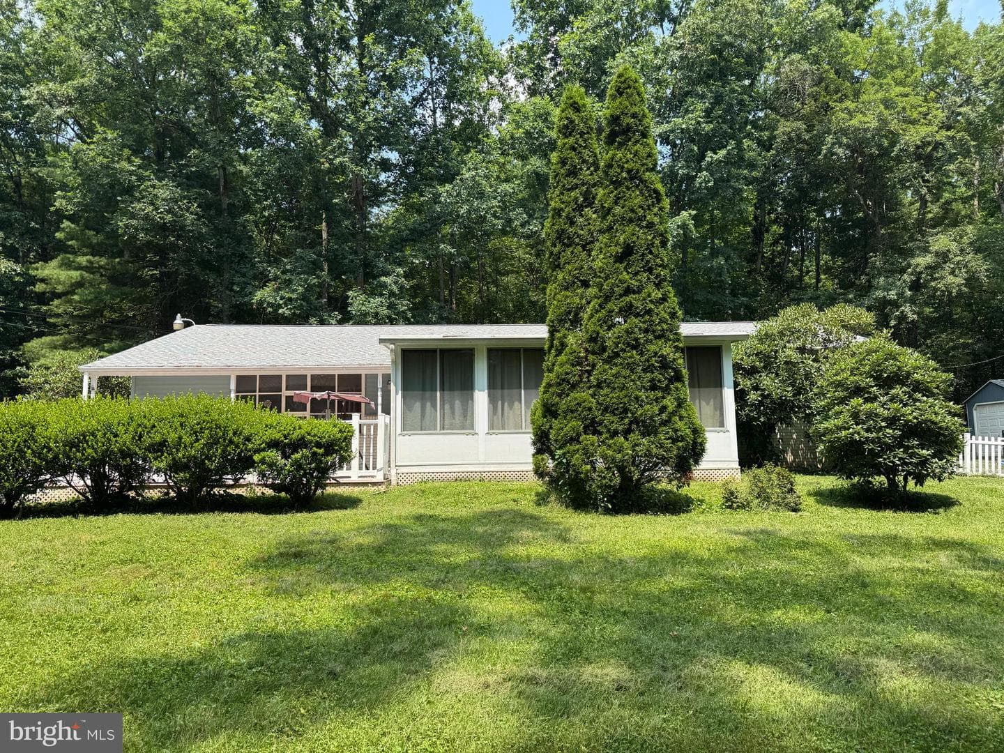68 Pine Grove Road photo 2