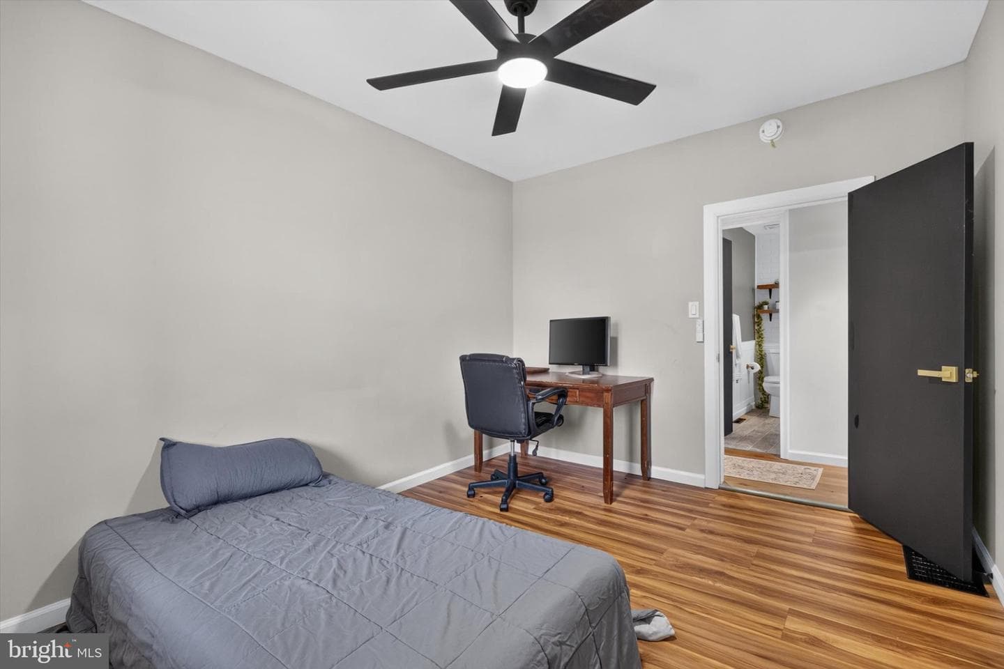 140 Creek Road photo 16