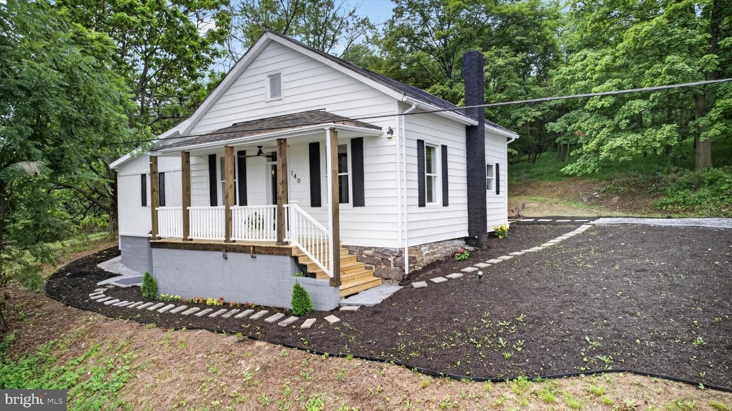 140 Creek Road photo 2