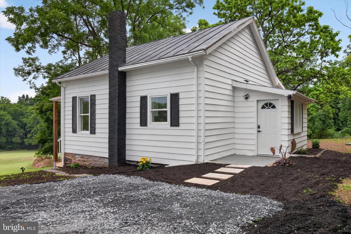 140 Creek Road photo 32