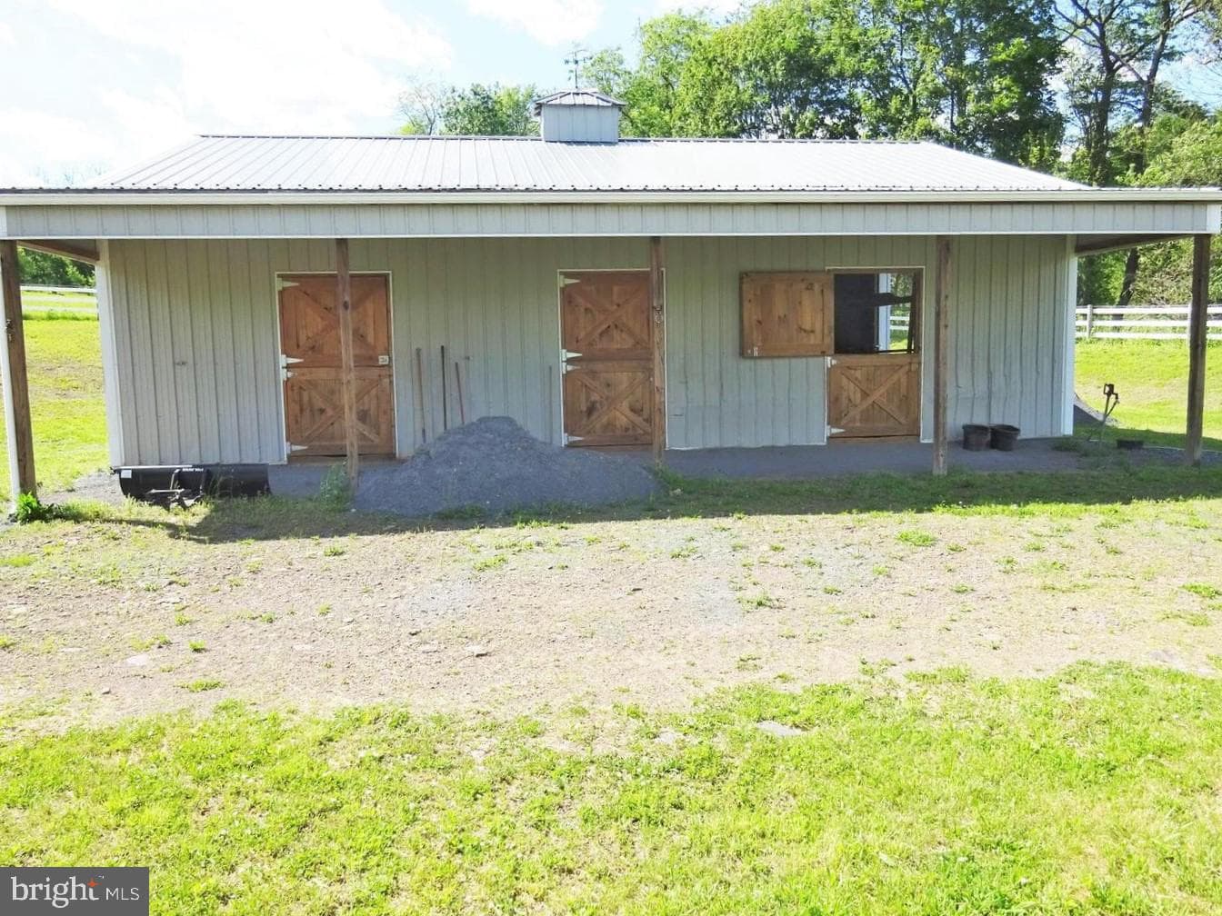 2363 Panther Valley Road photo 9